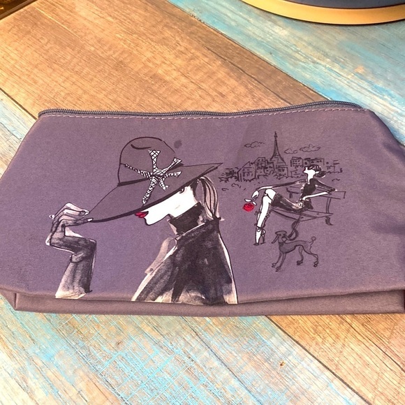 3 cosmetics bags - Picture 2 of 13